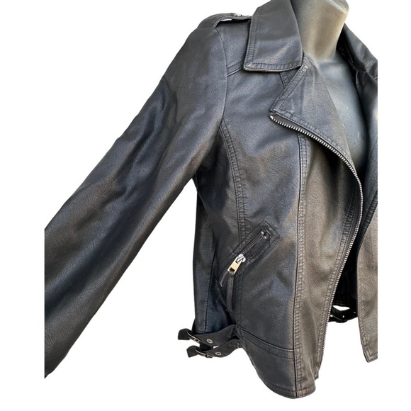 CIELO 1985 Outwear Faux Leather Jacket - Picture 6 of 8